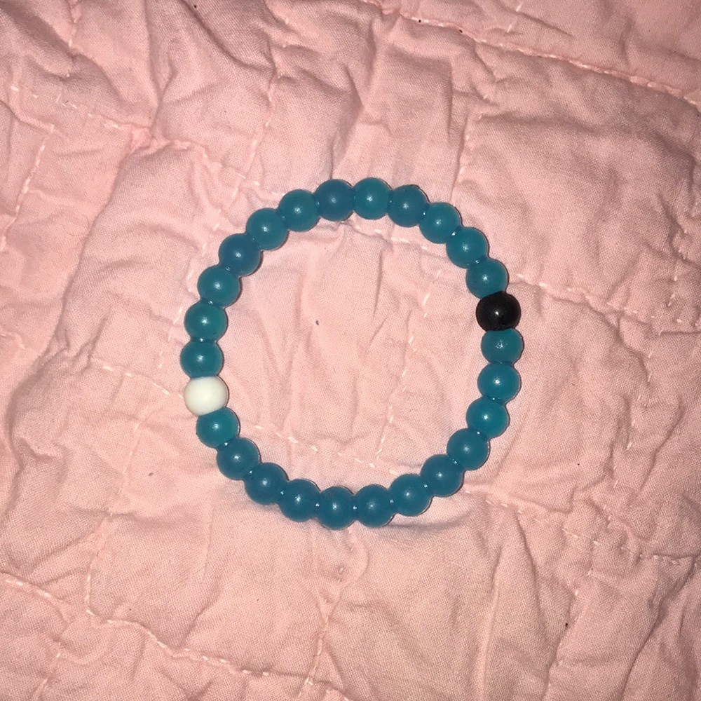 blue lokai bracelet